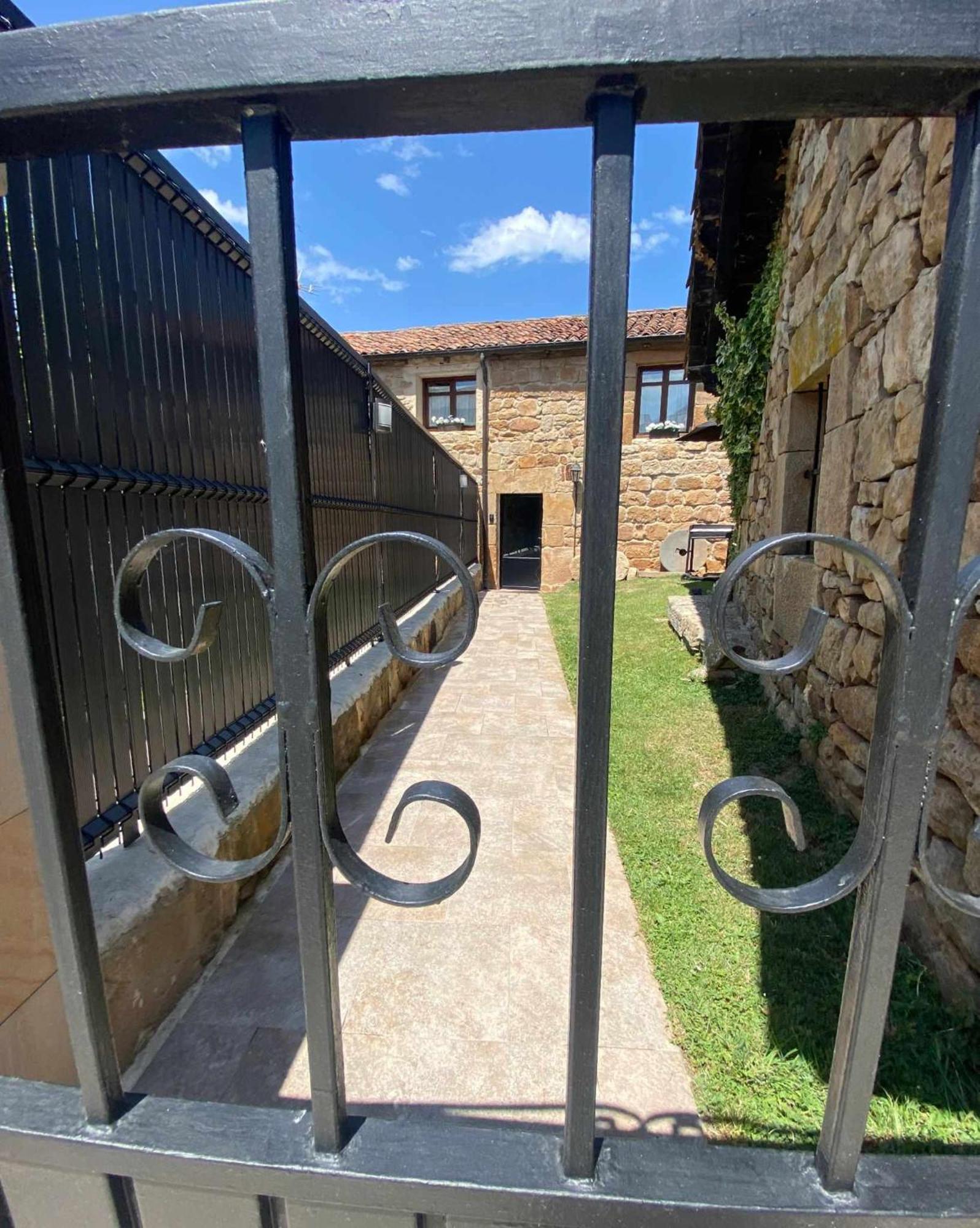 בית הארחה Quintanilla las Torres 	Casa Parejas La Casa De Quintanilla 1 מראה חיצוני תמונה